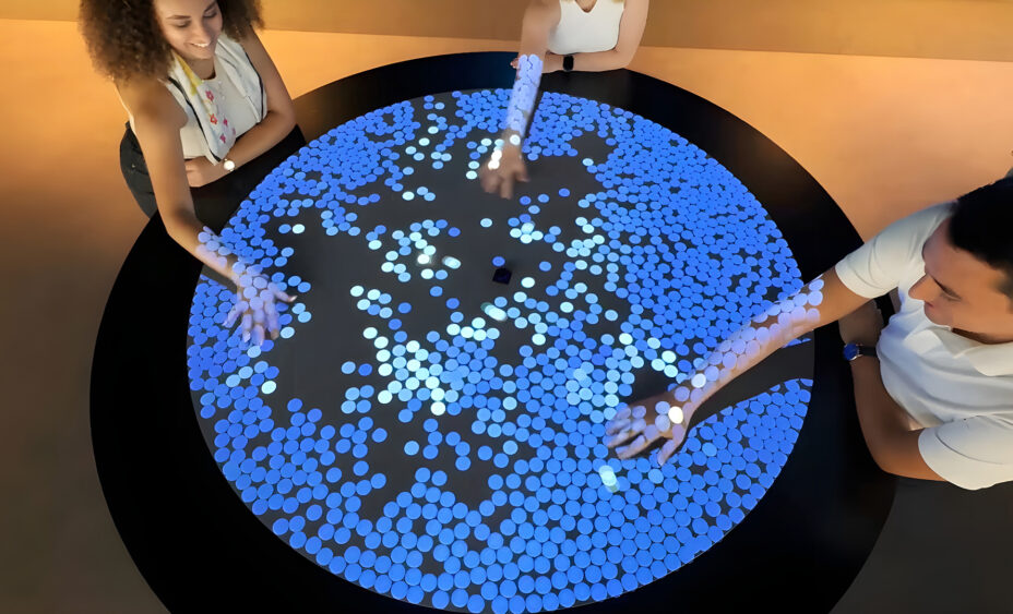 amcor-interactive-table-01