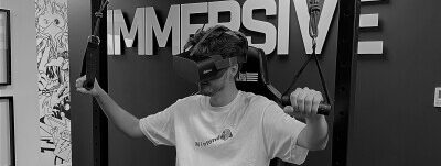 Brandon-on-VR-Paraglider-in-studio