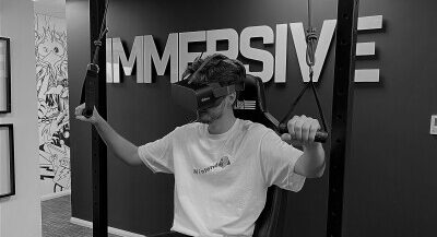 Brandon-on-VR-Paraglider-in-studio