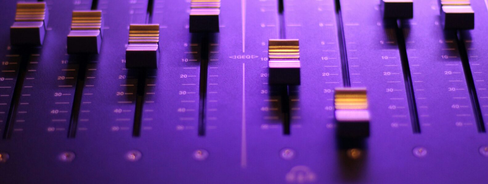 denisse-leon-n4BDkIEls78-unsplash